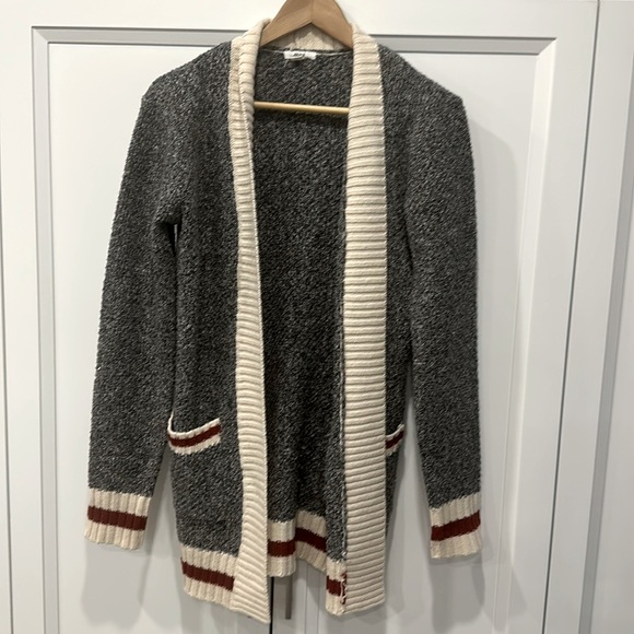 Thick Cardigan - Picture 1 of 4